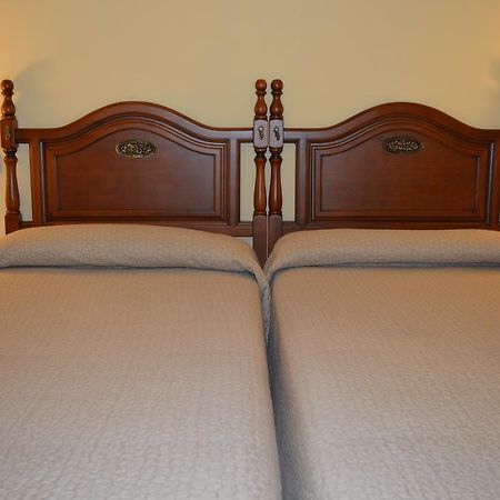 Hostal Revinuesa Kültér fotó