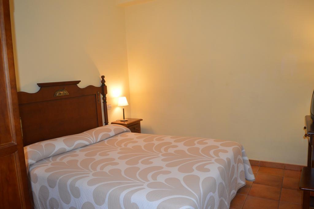 Hostal Revinuesa Kültér fotó