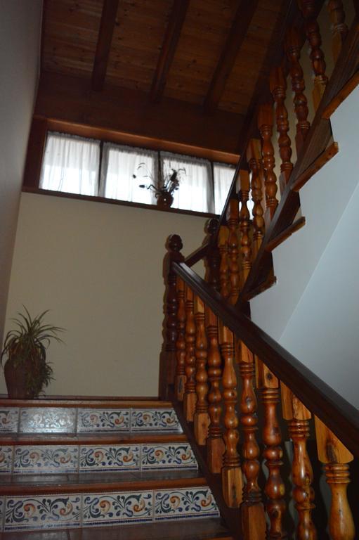 Hostal Revinuesa Kültér fotó